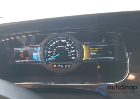 2019 Ford Taurus Limited z USA, uszkodzony, nr VIN 1FAHP2F81KG107582